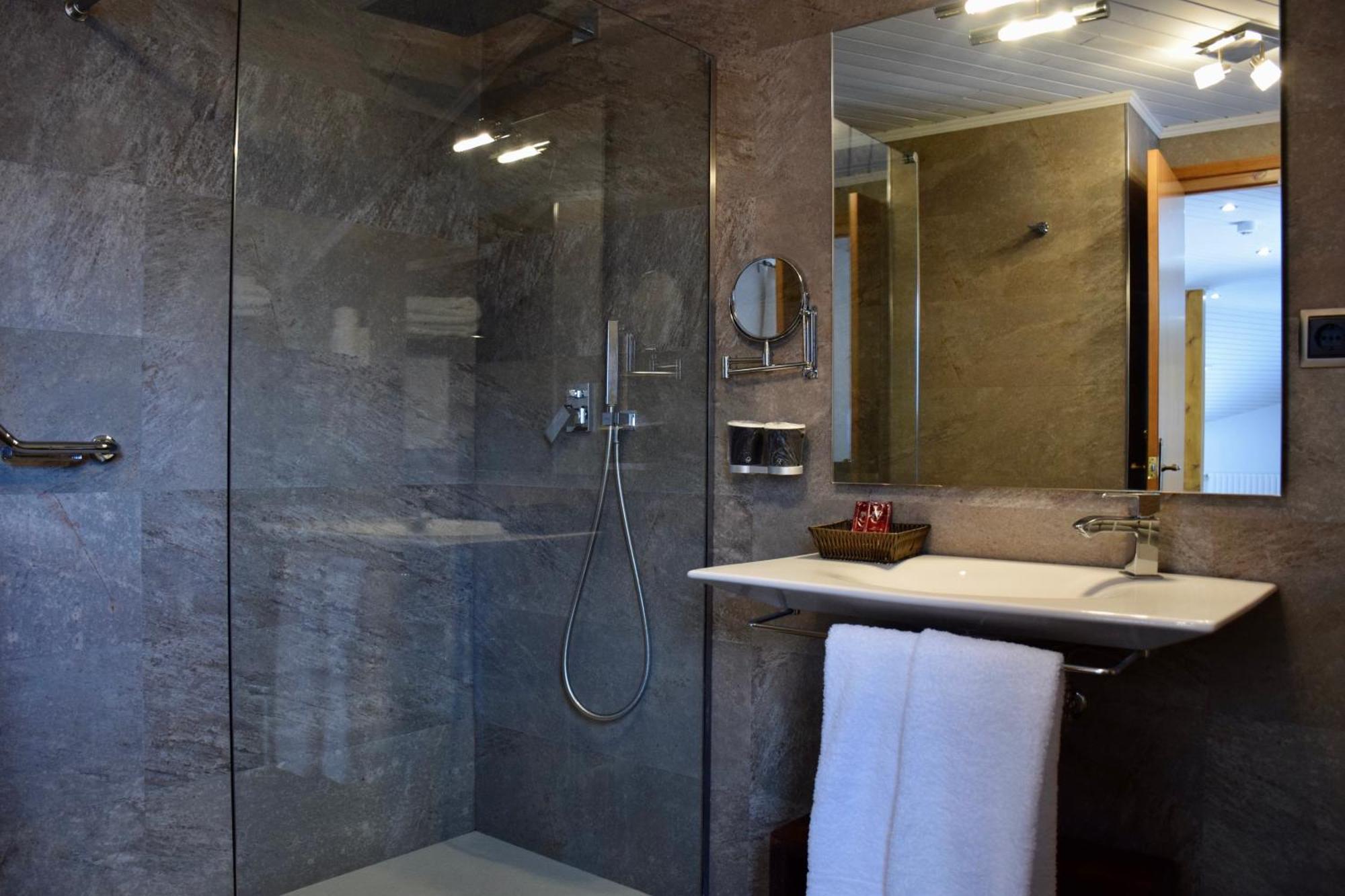 Hotel L'Auet Erill la Vall Εξωτερικό φωτογραφία