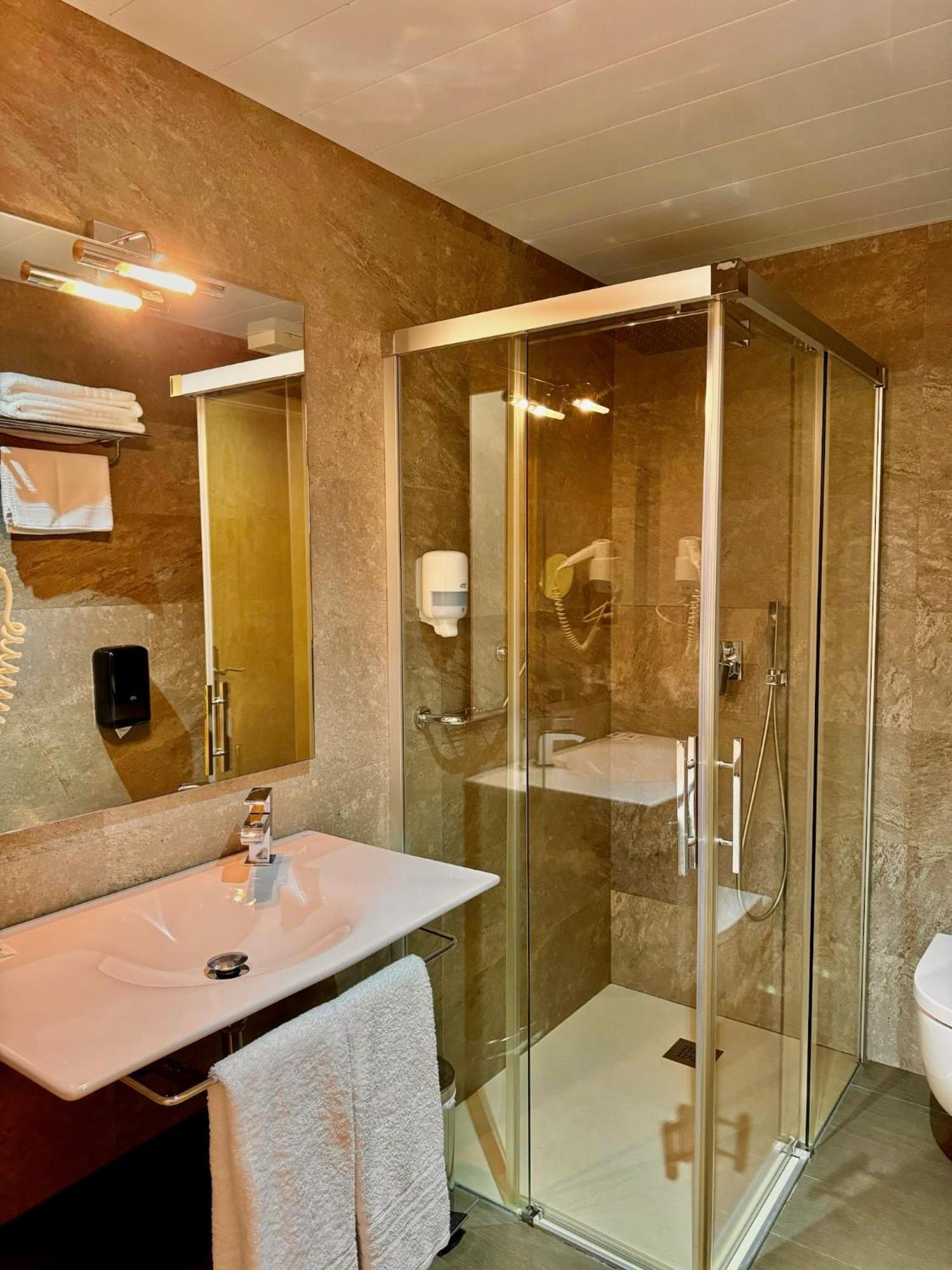 Hotel L'Auet Erill la Vall Εξωτερικό φωτογραφία
